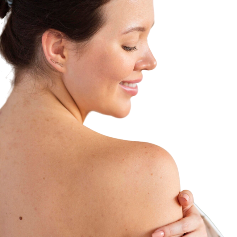 vista-lateral-mujer-tocando-piel-suave-despues-cuidado-personal